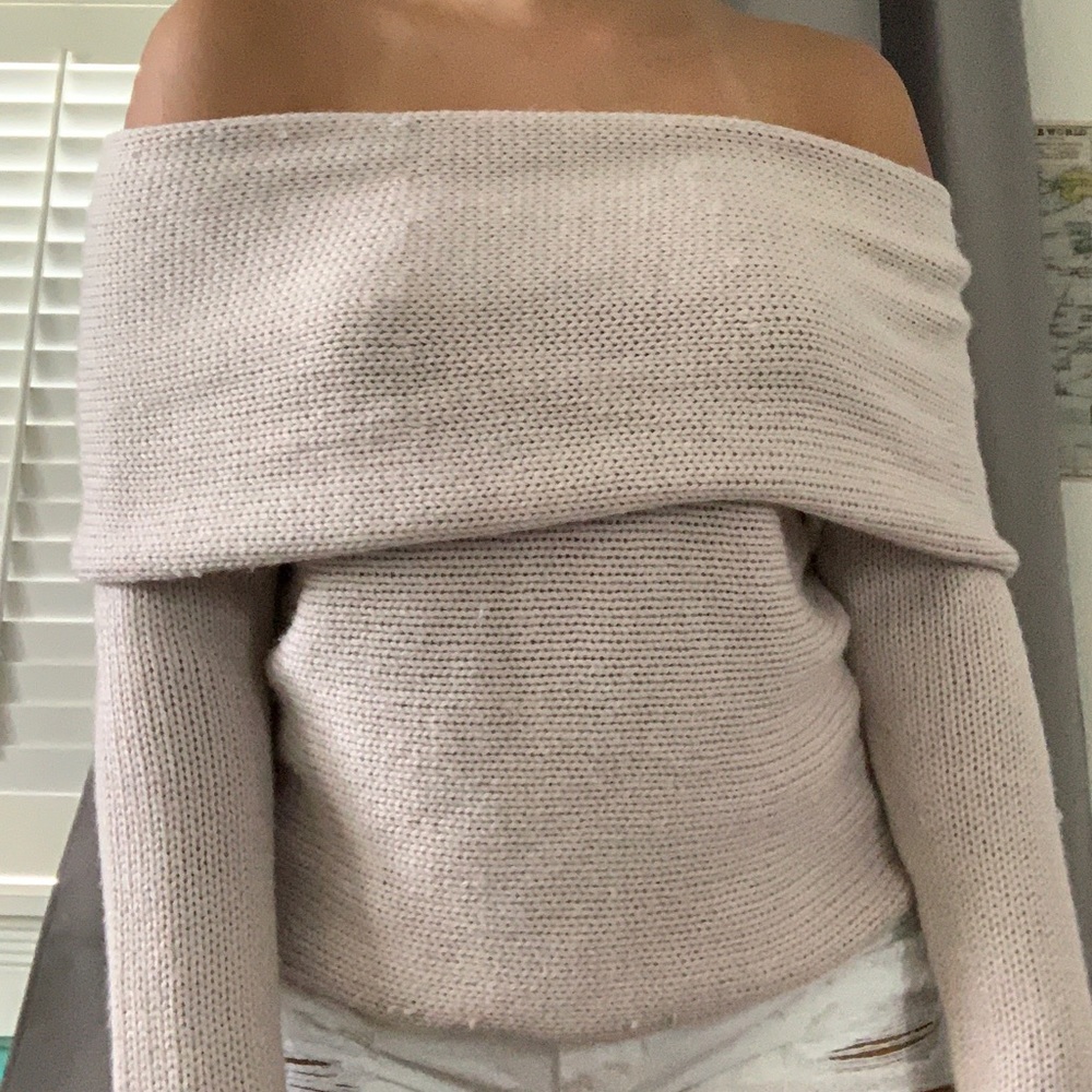 LF off the shoulder sweater